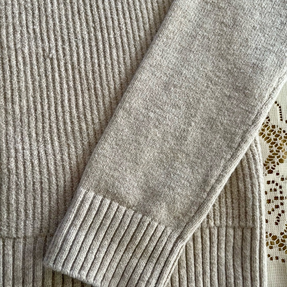 Old Navy Cream Ribbed Knit Sweater - Picture 7 of 12